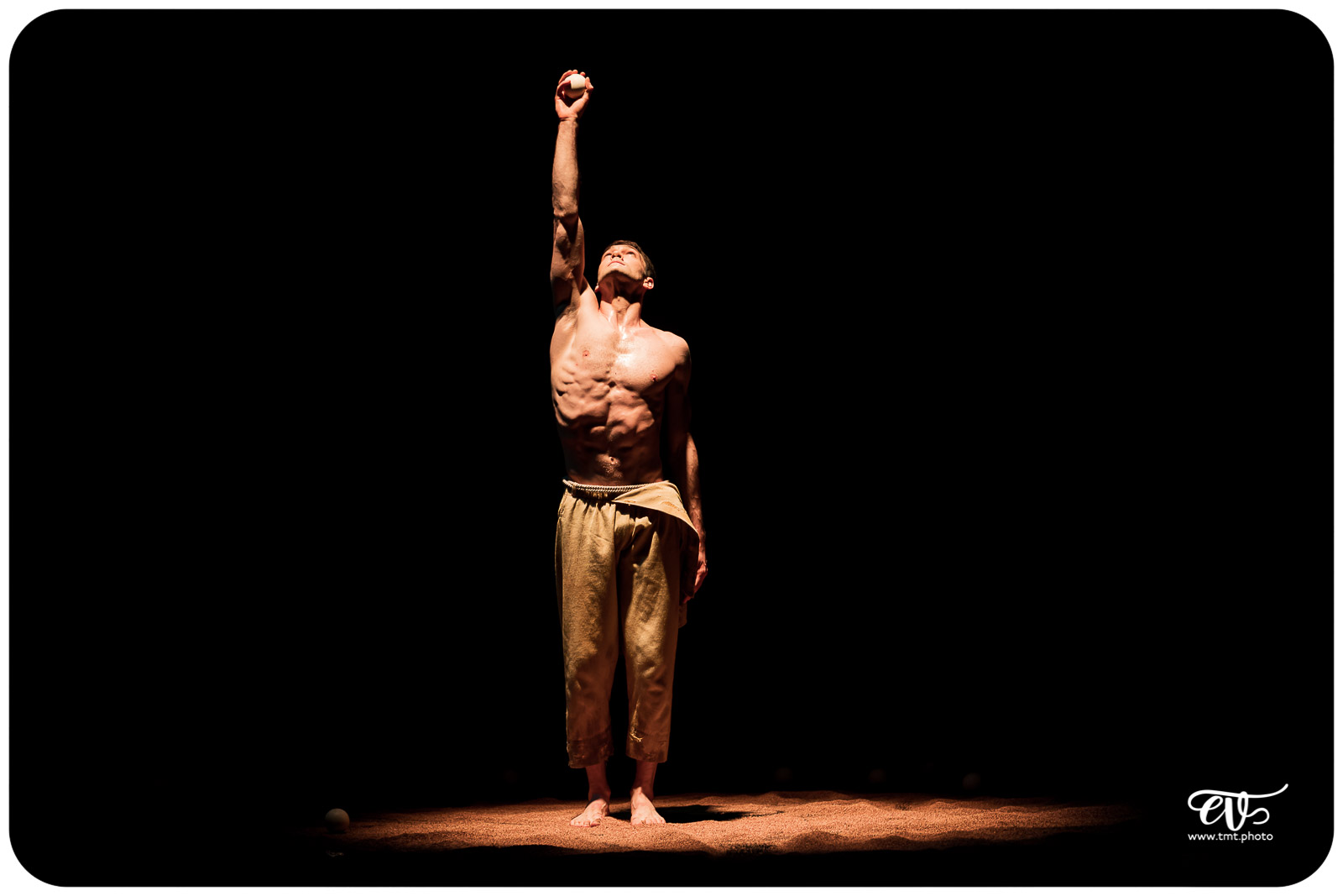 MY LAND (RECIRQUEL COMPANY)